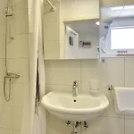 Nur 200 Meter Zum Mit Salzwasserpool, Fahrraeder, Sonnenterrasse * Pola